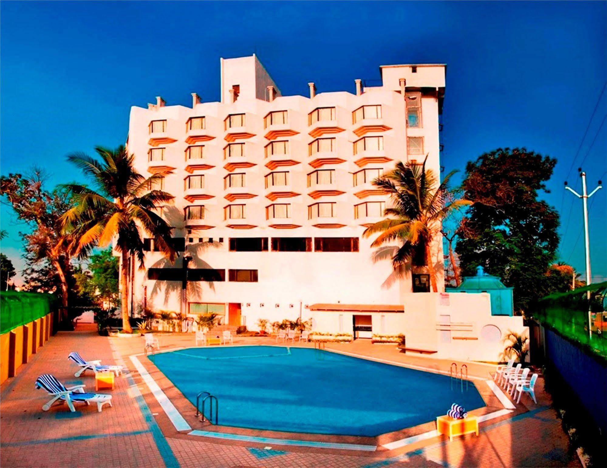 Vits Aurangabad Hotel Exterior photo