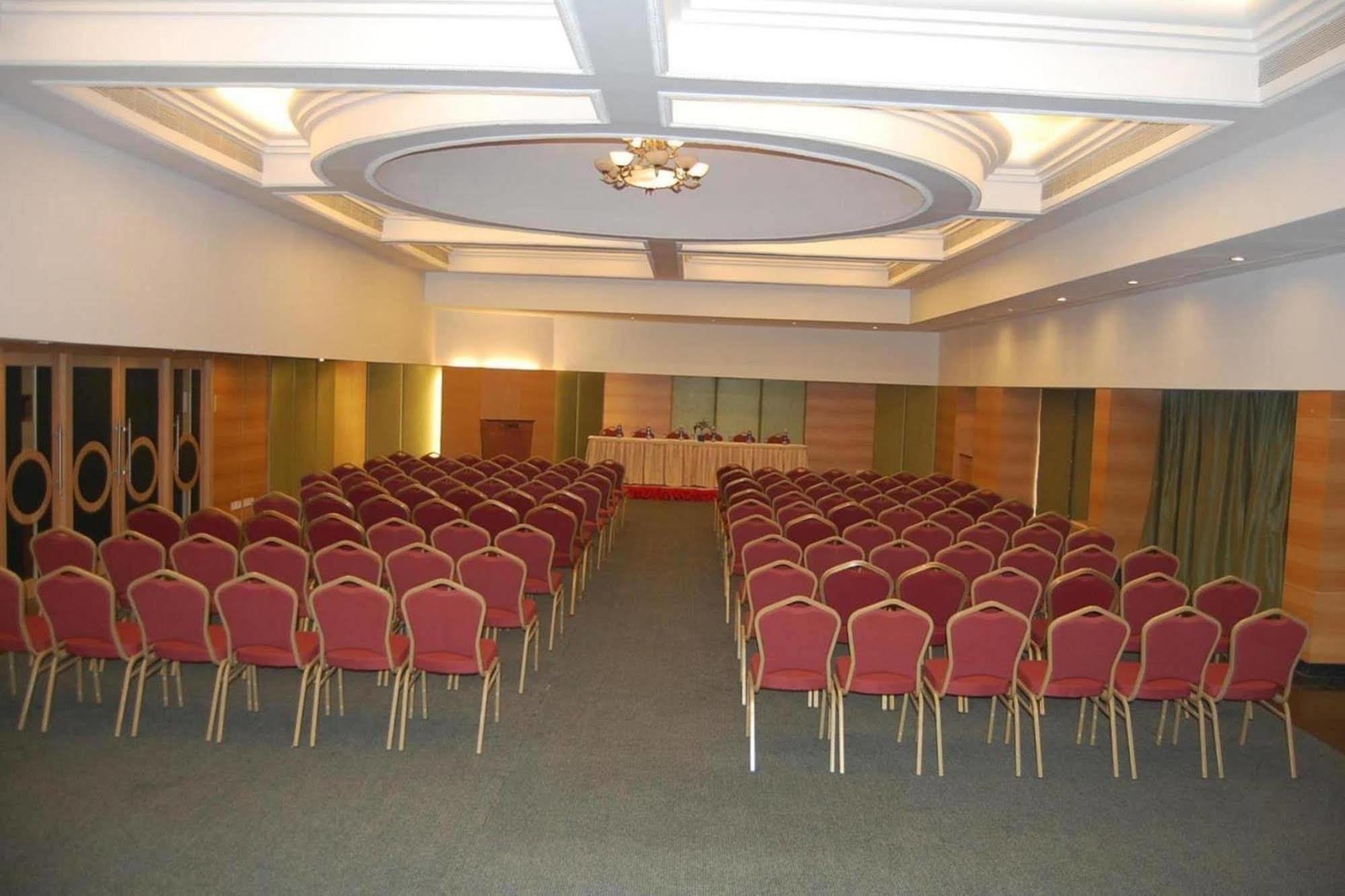 Vits Aurangabad Hotel Exterior photo